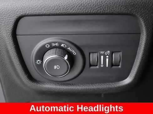 Used 2025 Jeep Grand Cherokee L Limited AWD/4WD image 20