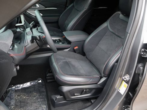 Used 2025 Ford Explorer ST w/ Sun And Sound Package image 42