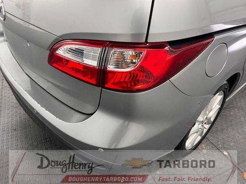 Used 2014 MAZDA MAZDA5 Touring FWD image 15