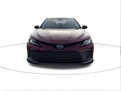 Used 2022 Toyota Camry LE FWD image 8