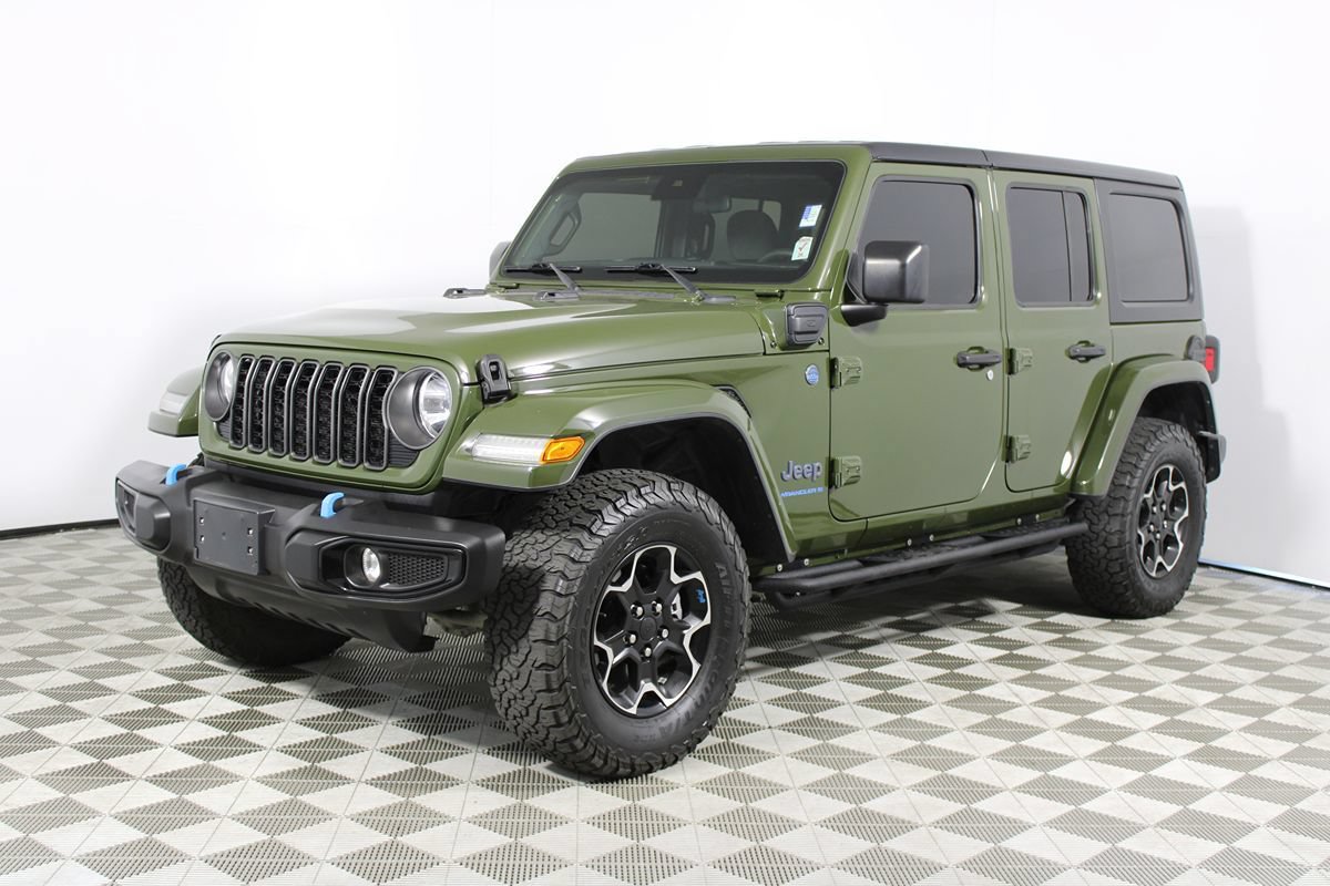 Used 2024 Jeep Wrangler Unlimited AWD/4WD image 24