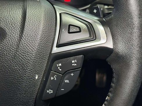 Used 2017 Ford Fusion Titanium AWD/4WD image 11
