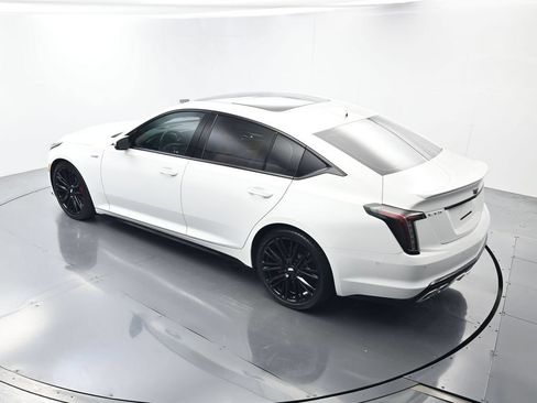 Used 2022 Cadillac CT5 V w/ Platinum Package RWD image 35