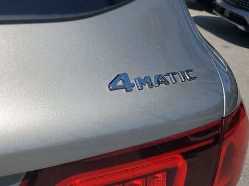 Used 2021 Mercedes-Benz GLC 300 4MATIC image 29