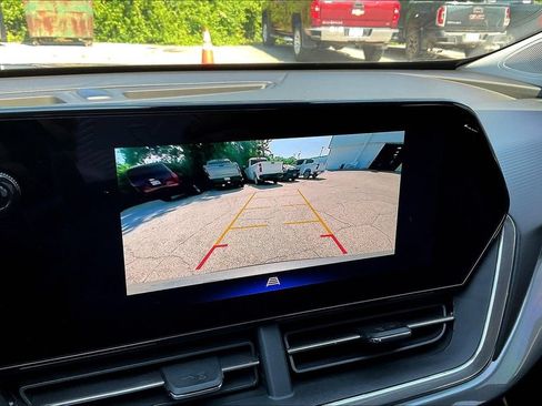 Used 2025 Chevrolet Trax ACTIV FWD image 14