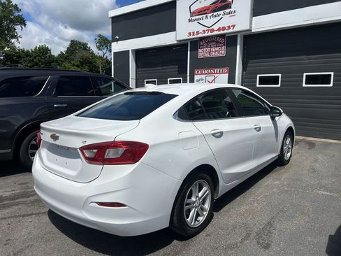 Used 2016 Chevrolet Cruze LT FWD image 6