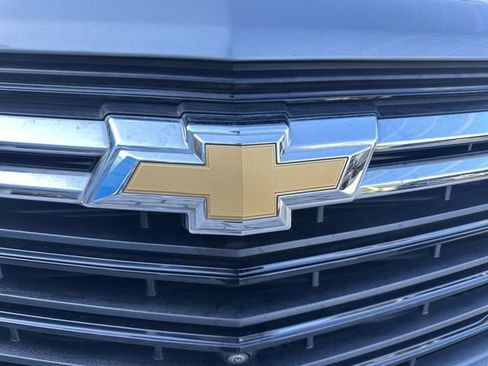 Used 2023 Chevrolet Equinox LT FWD image 10
