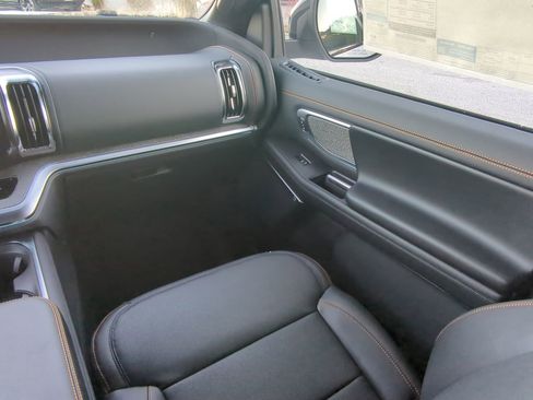 New 2025 Ford Expedition Tremor image 15