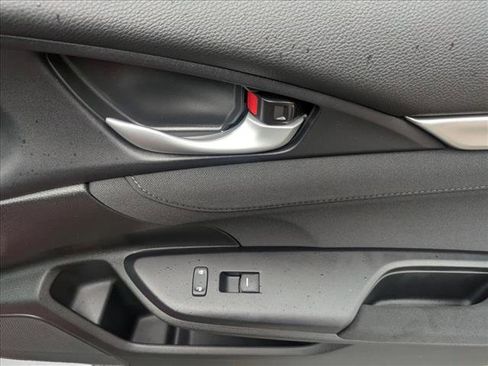 Used 2019 Honda Civic EX image 27