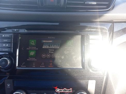 Used 2022 Nissan Rogue Sport SL w/ Premium Package image 31