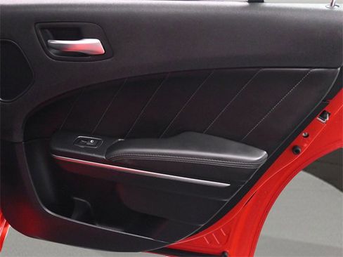 Used 2016 Dodge Charger R/T image 16