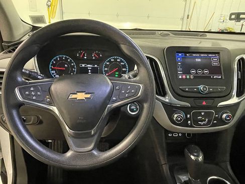 Used 2020 Chevrolet Equinox LS image 35