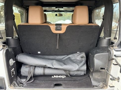 Used 2014 Jeep Wrangler Rubicon w/ Dual Top Group image 17