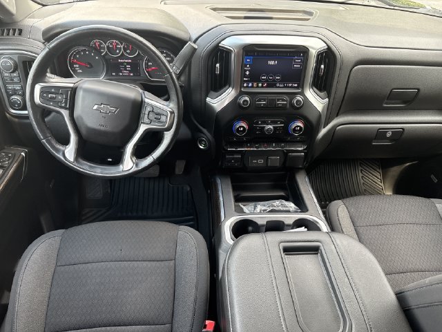 Used 2021 Chevrolet Silverado 1500 RST w/ Redline Edition AWD/4WD image 2