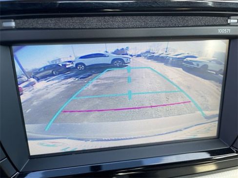 Used 2016 Toyota Corolla LE image 17