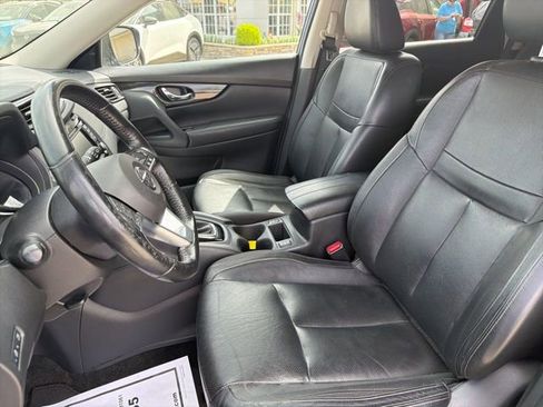 Used 2018 Nissan Rogue SL image 9