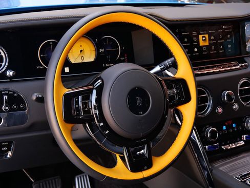 Certified 2026 Rolls-Royce Cullinan AWD/4WD image 24