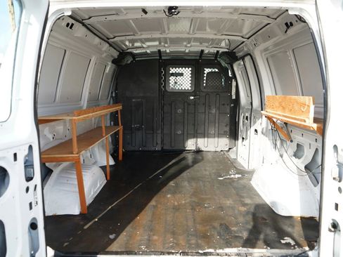 Used 2013 Ford E-150 and Econoline 150 RWD image 24