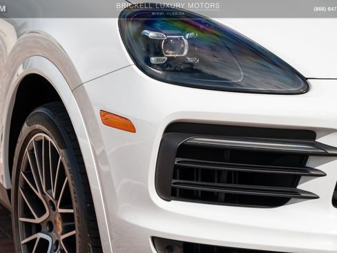 Used 2020 Porsche Cayenne image 56