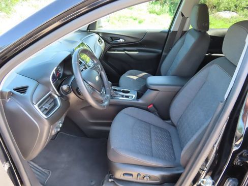 Used 2022 Chevrolet Equinox LT AWD/4WD image 27