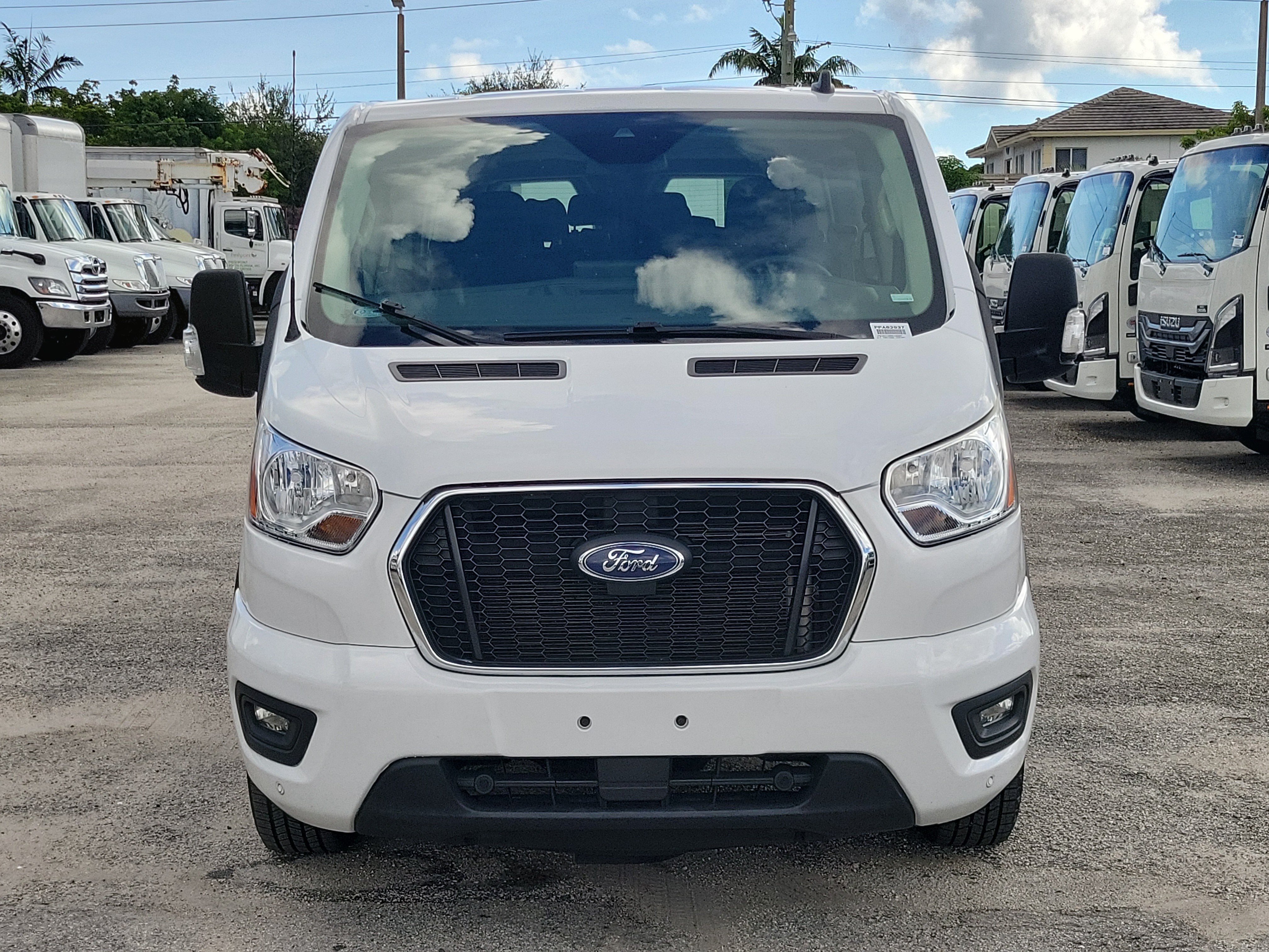 Used 2022 Ford Transit 350 XLT RWD image 8