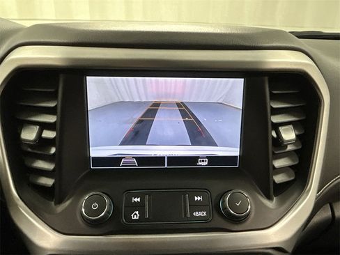 Certified 2023 GMC Acadia SLE w/ Driver Convenience Package image 17