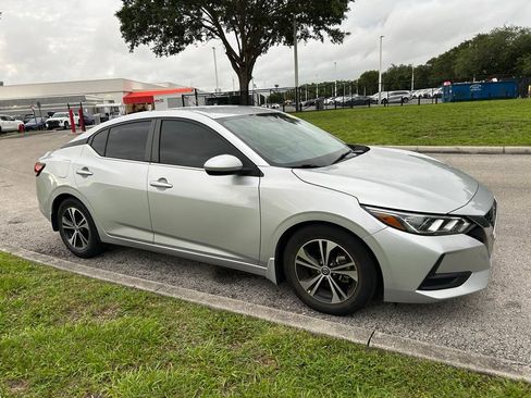 Used 2022 Nissan Sentra SV FWD image 8