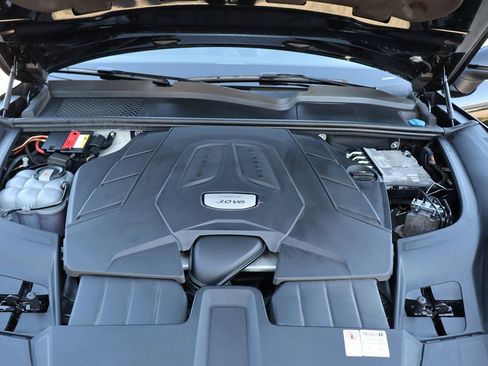 Used 2021 Porsche Cayenne Coupe image 60