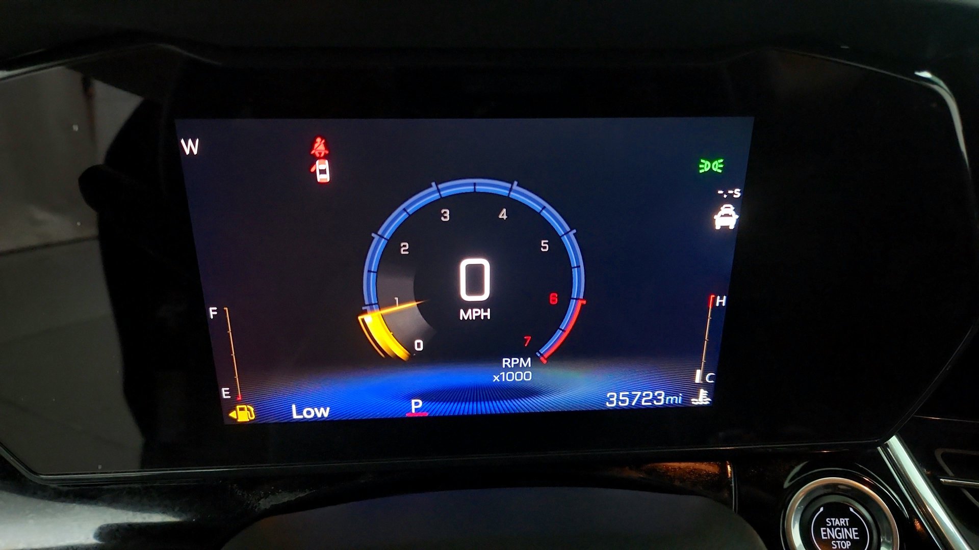 Used 2024 Chevrolet Trax RS w/ Driver Confidence Package FWD image 21