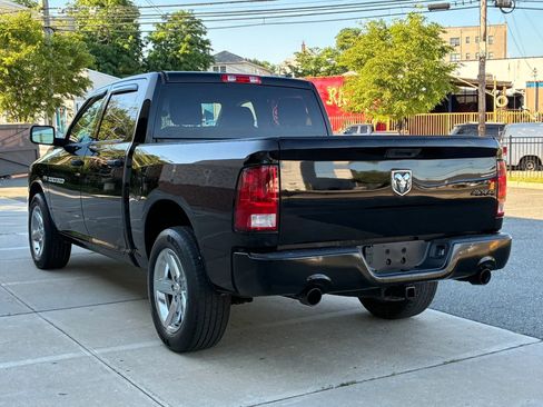 Used 2012 RAM 1500 Express w/ ST Popular Equipment Group AWD/4WD image 4
