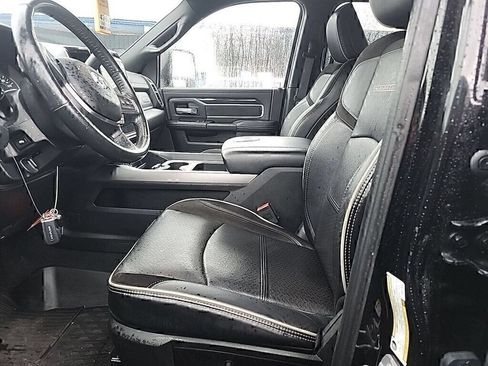 Used 2023 RAM 2500 Laramie w/ Night Edition AWD/4WD image 4