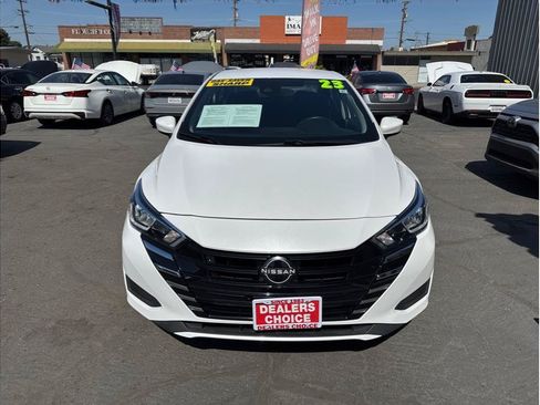 Used 2023 Nissan Versa SV FWD image 8