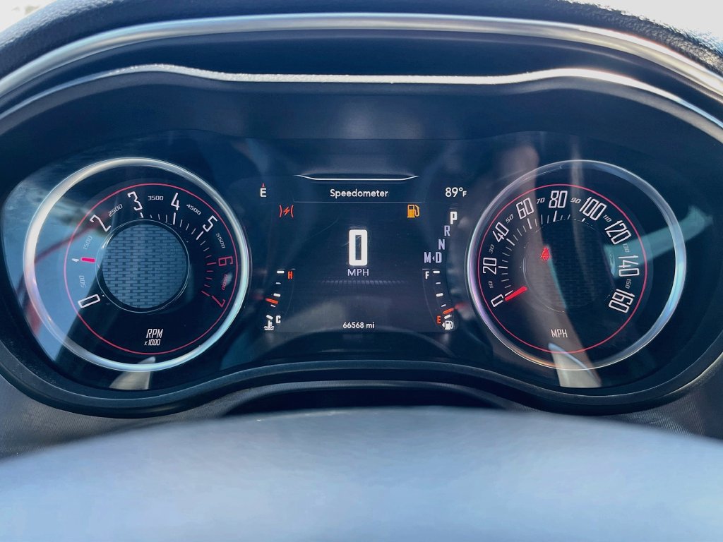 Used 2020 Dodge Challenger R/T RWD image 12