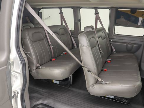 Used 2017 Chevrolet Express 2500 LS image 16