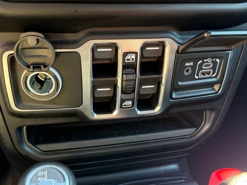 Certified 2021 Jeep Wrangler Unlimited Sport w/ Sun And Sound Package image 26