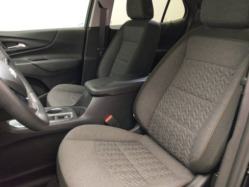 Used 2024 Chevrolet Equinox LT image 17