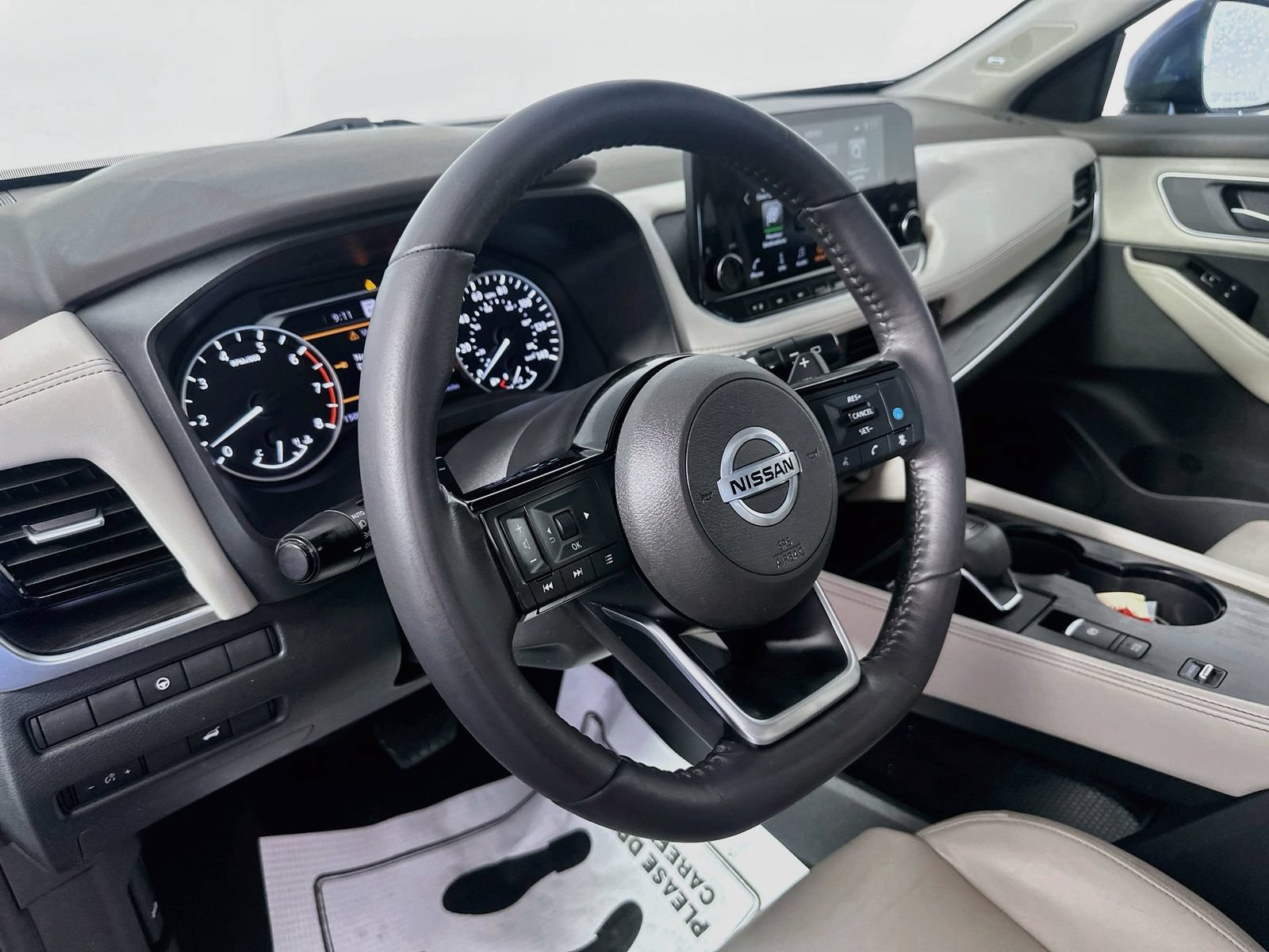 Used 2021 Nissan Rogue SL w/ Premium Package FWD image 9