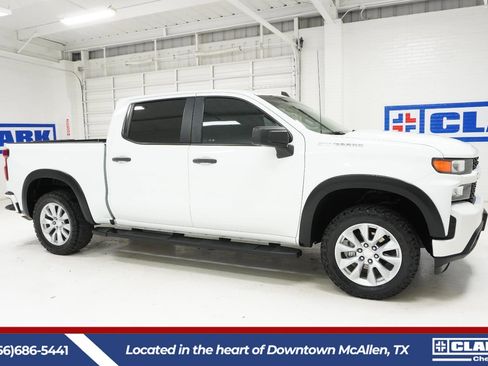 Used 2022 Chevrolet Silverado 1500 Custom RWD image 4