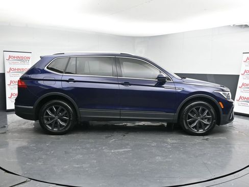 Used 2023 Volkswagen Tiguan SE image 9
