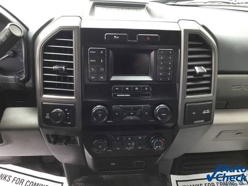 Used 2020 Ford F350 XL w/ Power Equipment Group image 40