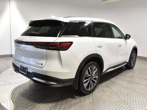 Used 2026 INFINITI QX60 Luxe w/ Cargo Package image 8