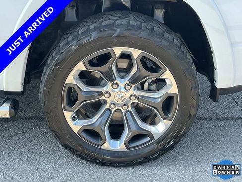 Used 2022 RAM 1500 Limited w/ Body Color Bumper Group image 11
