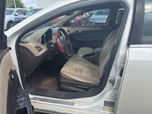 Used 2011 Chevrolet Malibu LT FWD image 9