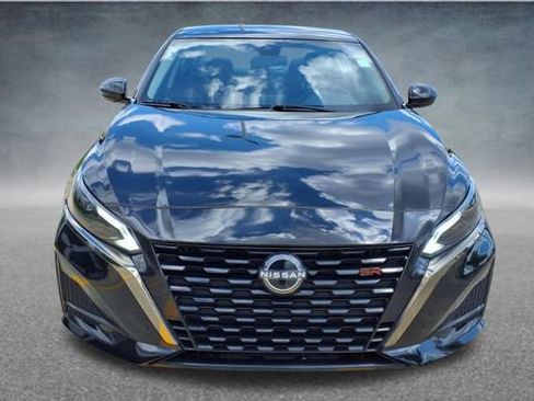 Used 2025 Nissan Altima 2.5 SR FWD image 27