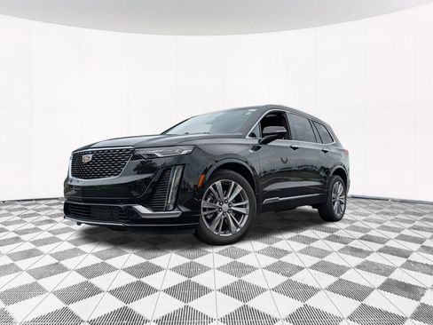 Certified 2023 Cadillac XT6 Premium Luxury w/ Technology Package AWD/4WD image 2