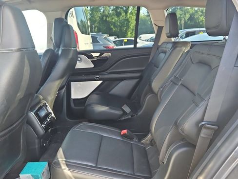 Used 2023 Lincoln Aviator Reserve w/ Equipment Group 201A AWD/4WD image 5