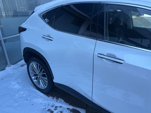 Certified 2025 Lexus NX 350h 350h Premium w/ Accessory Package (2T) image 17