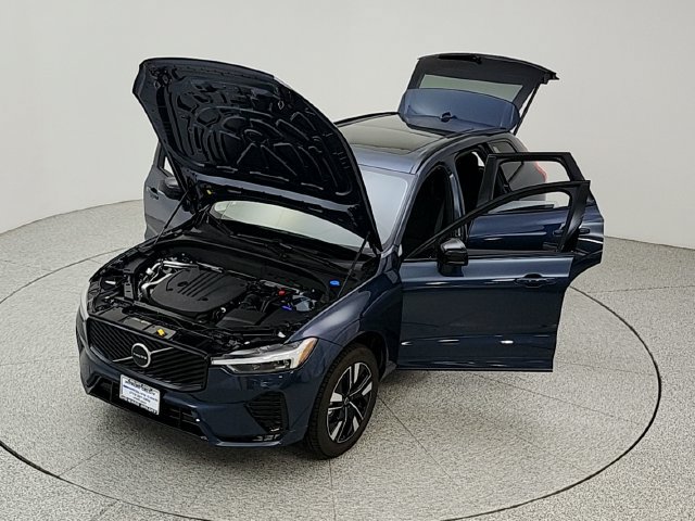 New 2027 Volvo XC60 B5 Core AWD/4WD image 37