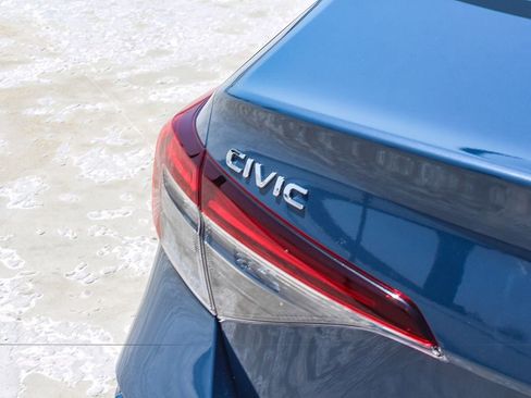 Certified 2025 Honda Civic Sport image 7