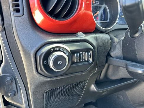 Used 2021 Jeep Wrangler Unlimited Sport AWD/4WD image 5